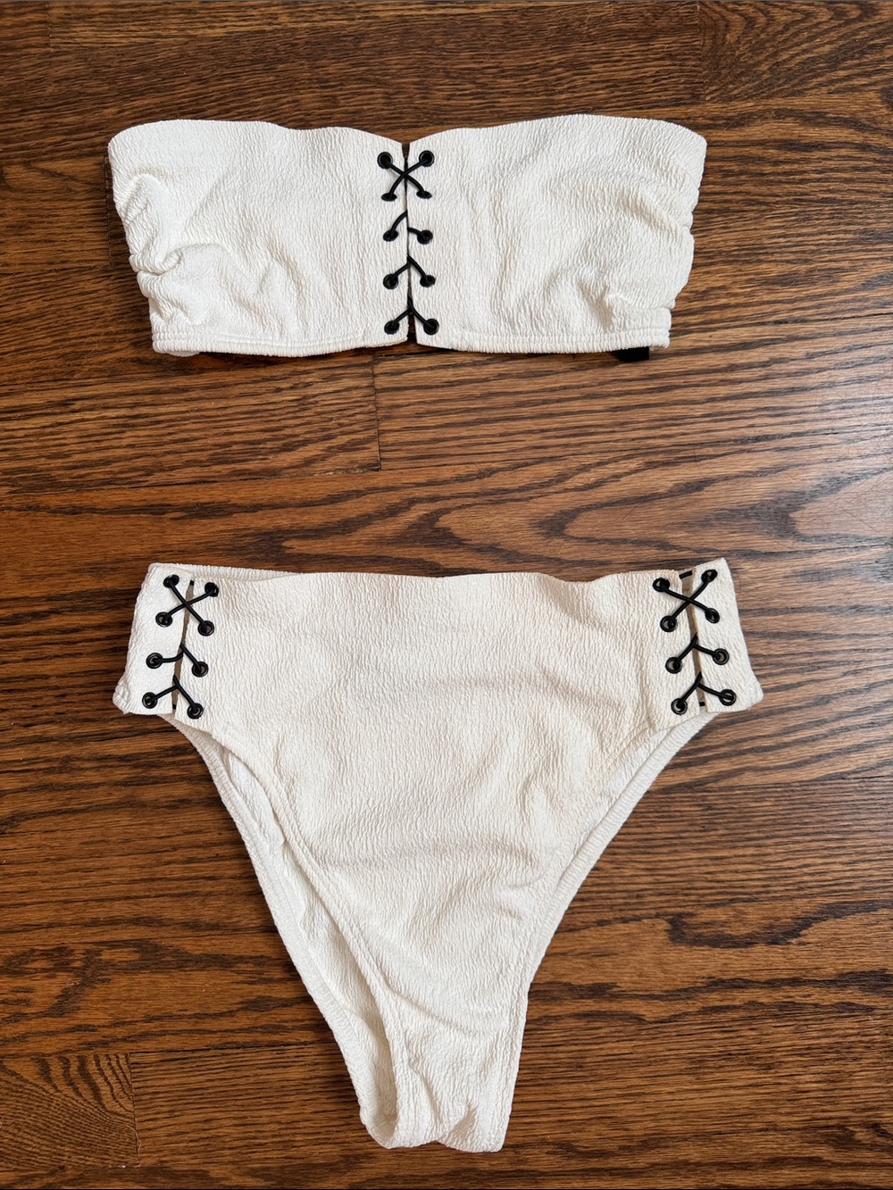 Vix Textured Bandeau Bikini and High Waist Bottoms Sz M